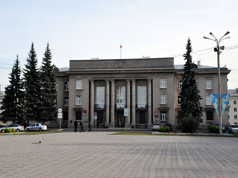 Памятник воинам-победителям, первостроителям открыли в Ангарске в День города