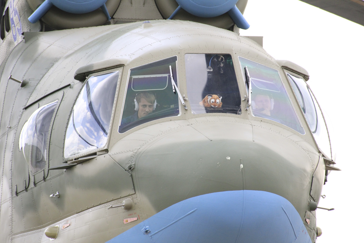 Самый большой серийный вертолет мира получила армейская авиачасть в Хабаровском крае