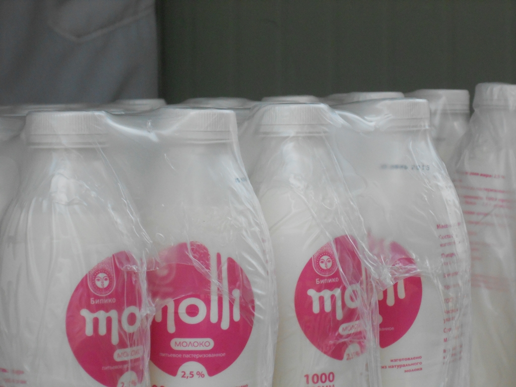 Молоко марки Molli, Фото с места события собственное
