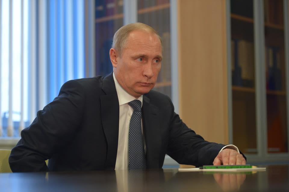 Владимир Путин провел рабочую встречу с губернатором Приморья