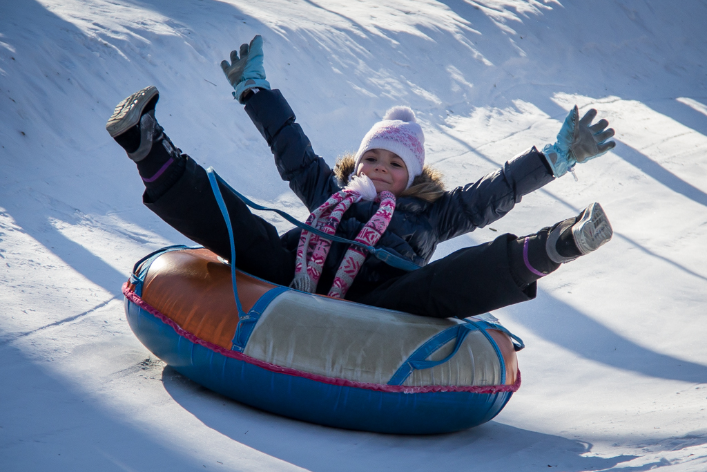 Лыжи, коньки, сноуборд и тюбинги: жители Владивостока предпочитают активный отдых