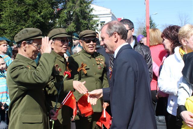 Делегация Хэгана: Празднование Дня Победы в Биробиджане прошло на высоком уровне