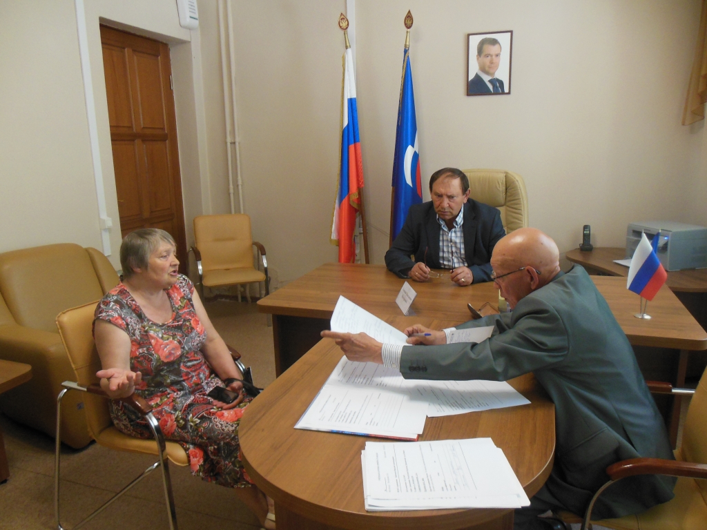 Жители Иркутска пожаловались Геннадию Нестеровичу на размер пенсии и нарушения в СНТ