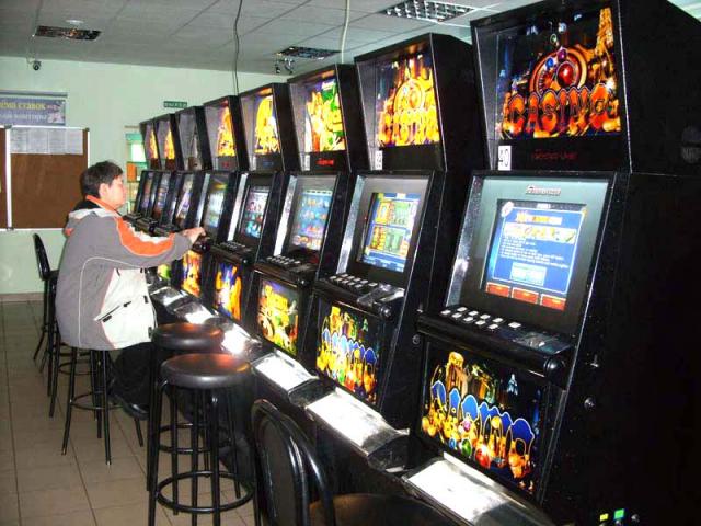 За нарушение запрета деятельности залов игровых автоматов составлено
