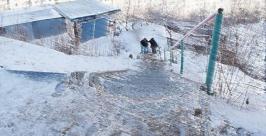 Лестница в зимнем Владивостоке Юрий Евдан