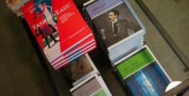  В читальном зале и книжном магазине гостям представили уникальные книги Илья Табаченко