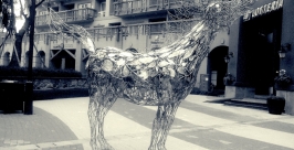 Статуя из металла Юлия Пушкина, РИА PrimaMedia