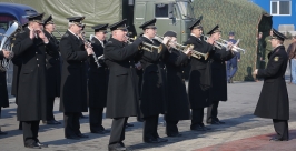 Выставка проходила под звуки духового оркестра Антон Балашов, РИА PrimaMedia