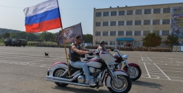 Байкеры посетили показательные выступления десантников Кузора Валерия, РИА PrimaMedia