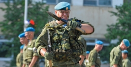 По окончанию службы солдат обучен владению практически всеми видами оружия Кузора Валерия, РИА PrimaMedia
