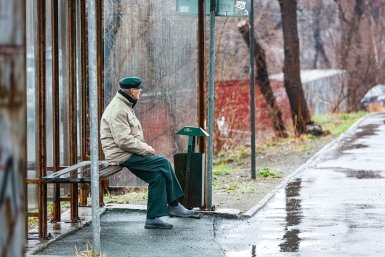 "Магазины-однодневки" объявили охоту на пенсионеров в Приморье