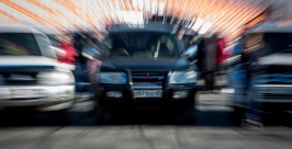 Mitsubishi Pajero разных годов и комплектаций приняли участие во флэшмобе  Антон Балашов, РИА PrimaMedia
