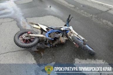 Подросток из Находки устроил ДТП на мотоцикле и попал в больницу