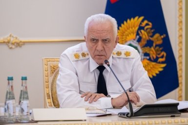 6152879.jpg
