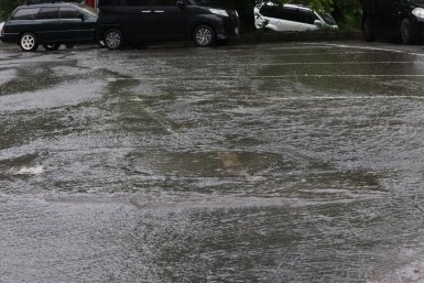 Дождевая пелена: Владивосток встретил обещанный циклон — фоторепортаж