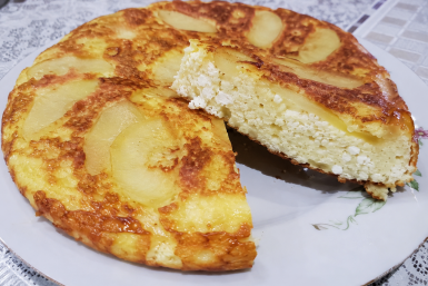 200 г творога и 2 яйца – экспресс-лепешка на завтрак: вкуснее любых сырников и в 5 раз быстрее