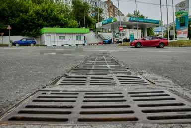 Шестаков поручил привести в порядок дороги и ливневки к ВЭФ-2026 во Владивостоке