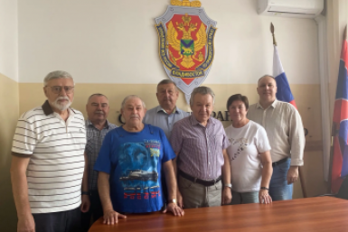 В Приморье поздравили легенду кадровой службы УФСБ пресс-служба УФСБ по Приморскому краю