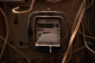 В двух районах Владивостока восстанавливают свет после аварии