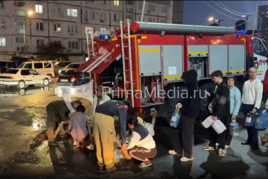 МЧС организовало подвоз технической воды на Сахалинскую во Владивостоке