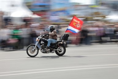 Полторы тысячи байкеров открыли мотосезон во Владивостоке ИА PrimaMedia