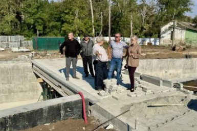 Парк в Саках приводят в порядок Соцсети Ю. Предыбайло