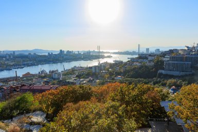 Вид, открывающийся с консоли в Нагорном парке, октябрь 2026 Яна Гайдук, ИА PrimaMedia