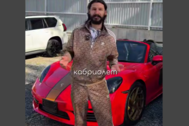 "Это Porsche?": щедрый подарок богача из Владивостока вызвал ажиотаж – видео