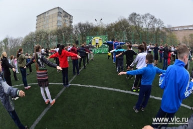 Первая общегородская зарядка Пресс-служба администрации Владивостока