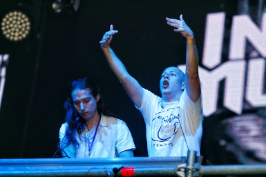 Главные хэдлайнеры белой вечеринки Infected Mushrooms Александр Хитров, РИА PrimaMedia