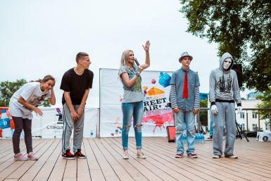 В прошедшее воскресенье, 21 июня, состоялся второй этап фестиваля уличных танцев Мария Бородина, РИА PrimaMedia