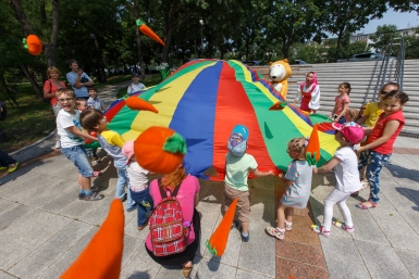 Семейный праздник провели во Владивостоке РИА PrimaMedia