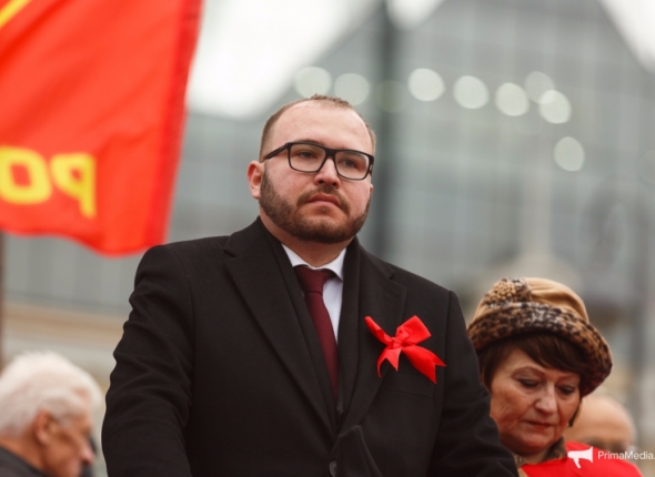 КПРФ отправила лидера приморских коммунистов Долгачева на борьбу за место в Госдуме