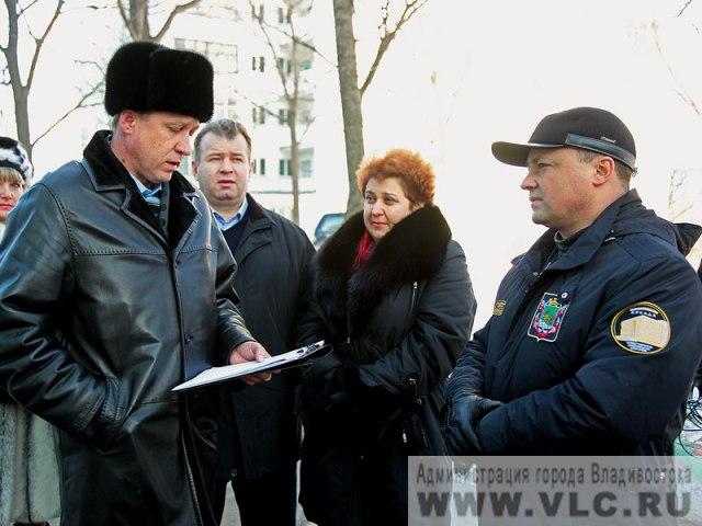 Глава Владивостока проверил качество капремонта в многоквартирных домах