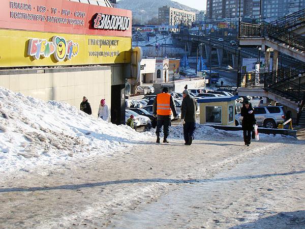 Покупатели Эльдорадо рискуют не дойти за покупками
