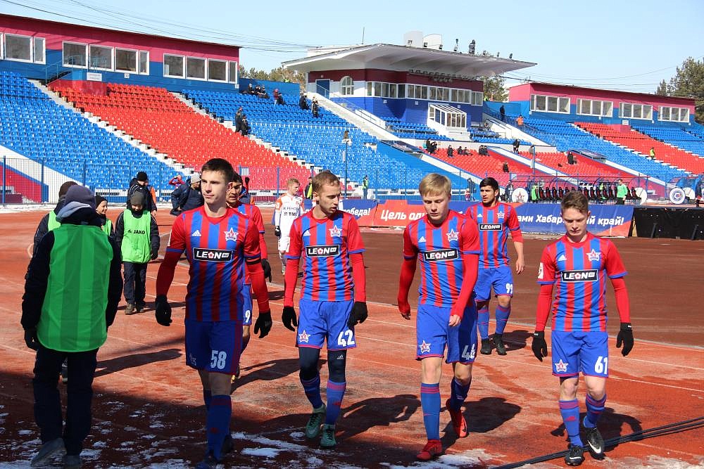 Мартусевич цска. Урал фк ска хабаровск. Футболист ска хабаровск. Ска хабаровск акрон. Ска хабаровск.