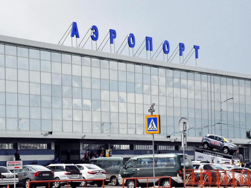 Пассажиров, ожидающих в Иркутске третьи сутки вылет в Бодайбо, отправят 19 августа