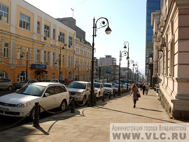 Новые фонари украсили центральную улицу Владивостока