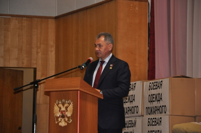 Сергей Шойгу пообщался со студентами и преподавателями ДВФУ 