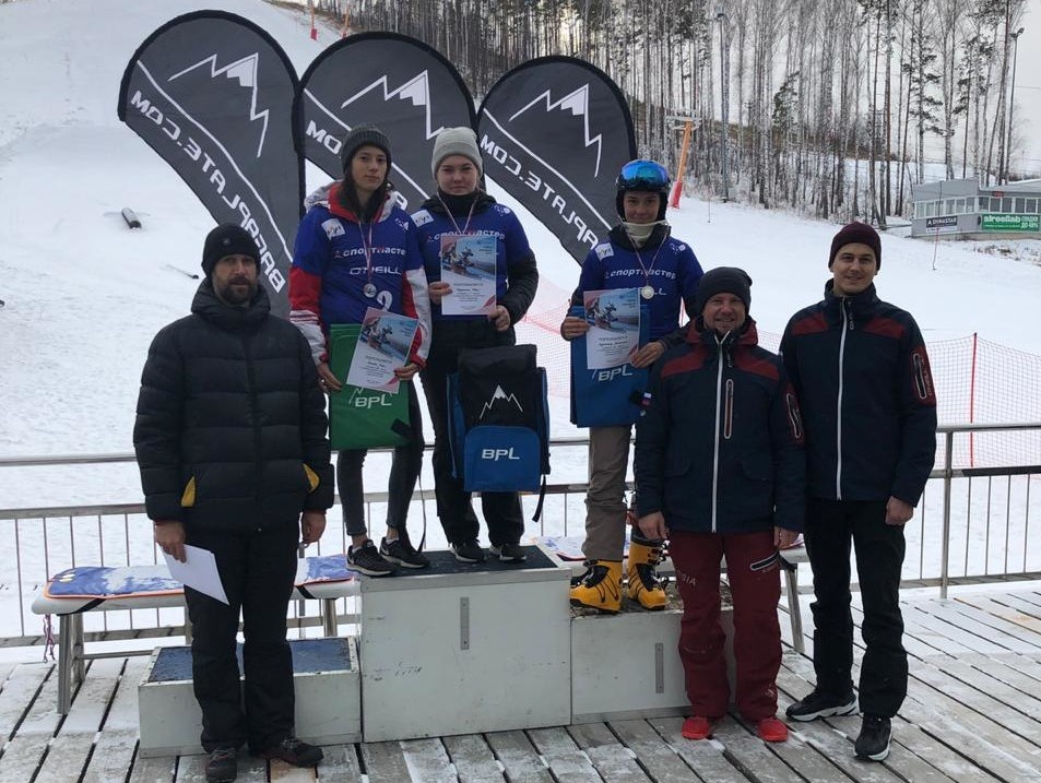 Сахалинская сноубордистка одержала победу на соревнованиях в Миассе
