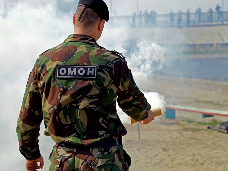 Сотрудник ОМОН предотвратил побег нарушителя на популярном перекрестке Мария Оленникова, ИА IrkutskMedia
