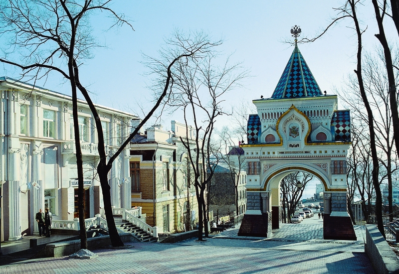 Арка, 2002 год.