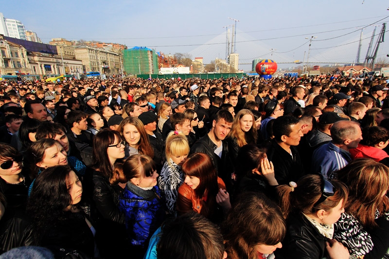 На концерт пришли тысячи зрителей