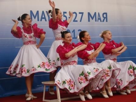Культурно-массовая программа изобиловала самыми разнообразными номерами