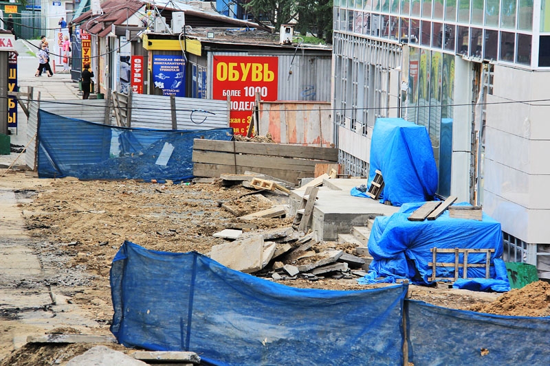 Строительная техника и рабочие с объекта удалены.