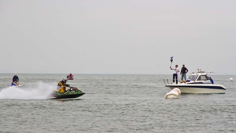 Гонка проходит в шесть заездов по 15 минут каждый