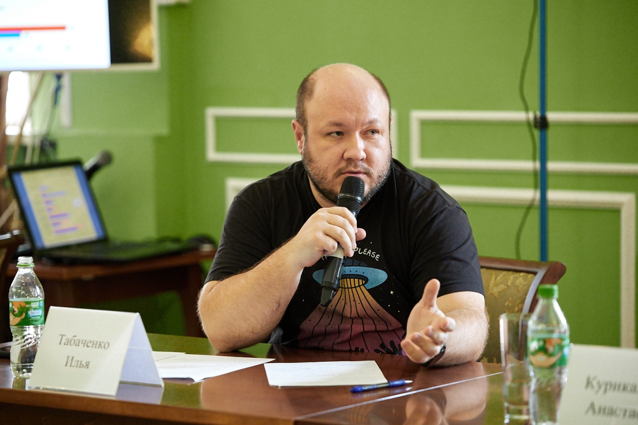 Илья Табаченко