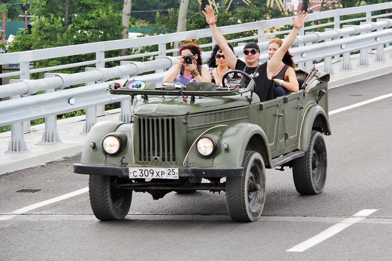 Машины музея автомотостарины