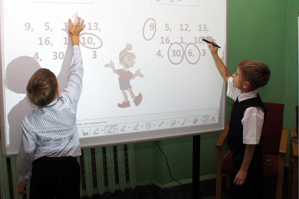 Школы представили свое новое оборудование