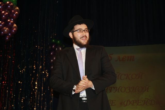 Раввин Эли Рисс